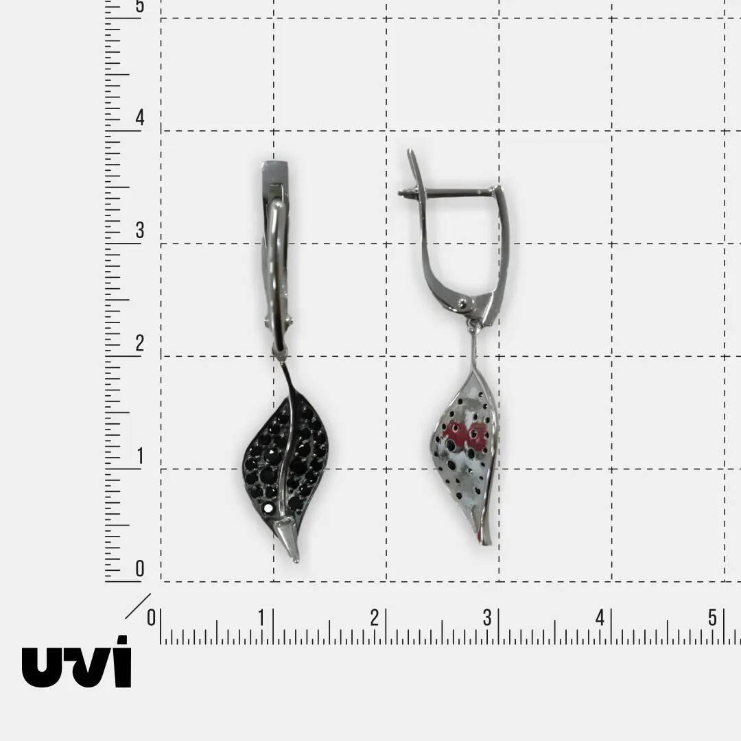 Серебряные серьги со шпинелью "Листочки"